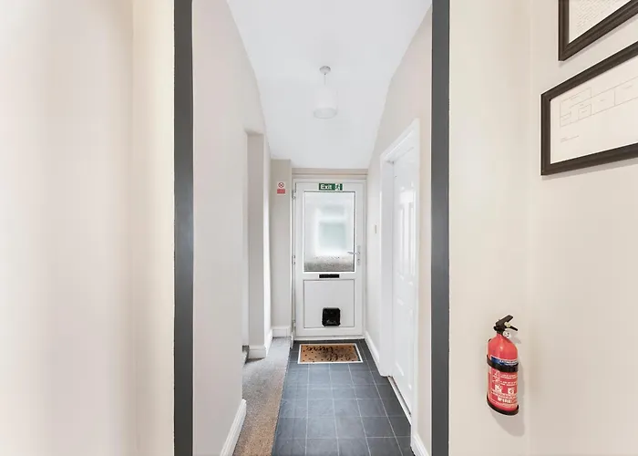 Boutique Flat - Parking - Sleeps 9 Appartamento Bristol